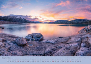 Abendliche Farbglühen am norwegischen Gletschersee Styggevatnet Magie der Reise - Landschaftskalender 2027